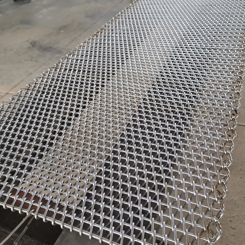 Cinta transportadora para horno de soldadura fuerte con elemento calefactor eléctrico